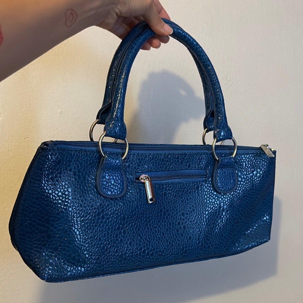 blue rectangular bag